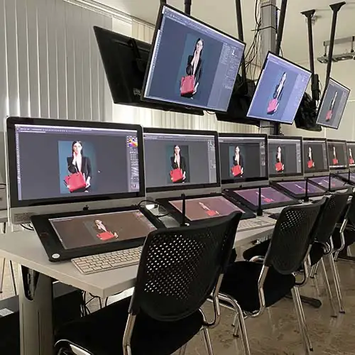An ILAS studio in Naples