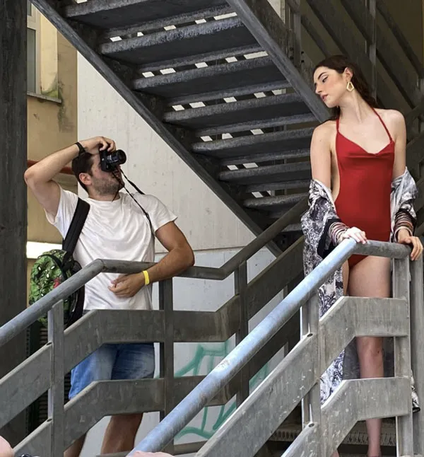 backstage shooting di fotografia di moda